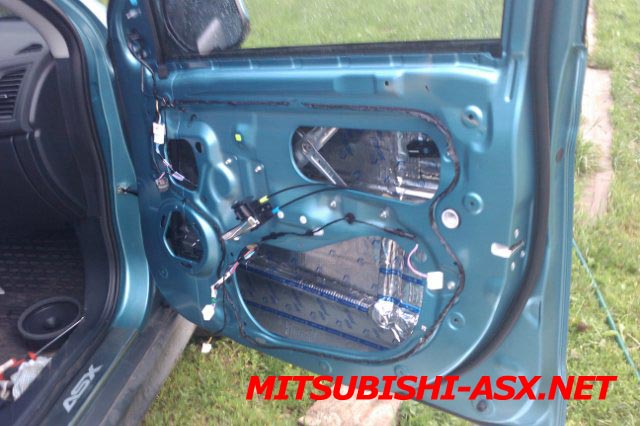 Шумоизоляция дверей Mitsubishi ASX