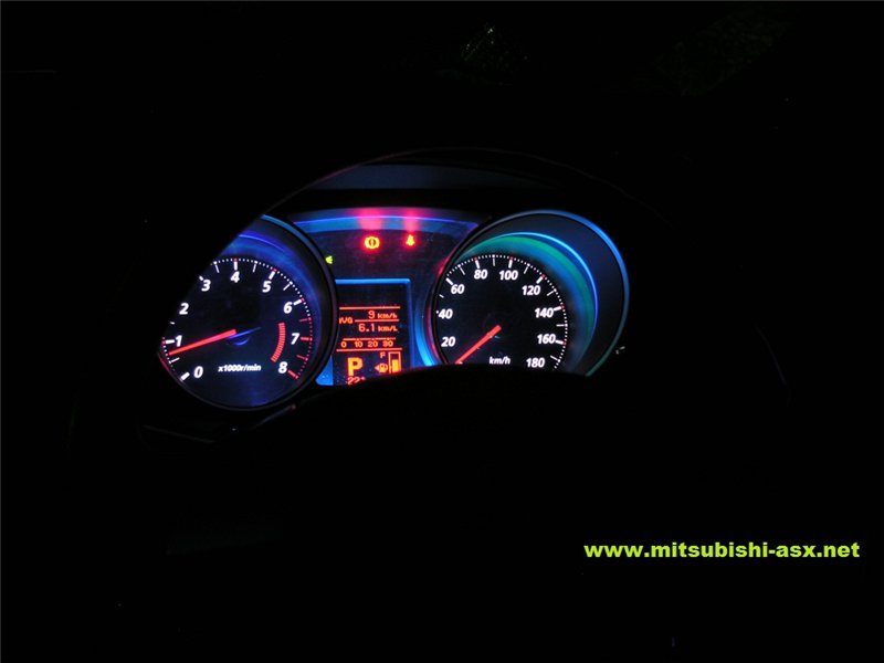 Установка светодиодной подсветки приборов для Mitsubishi ASX
