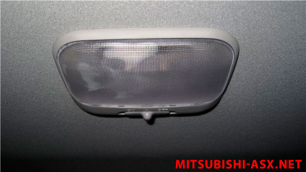 Задний плафон от Chevrolet Lanos в Mitsubishi ASX