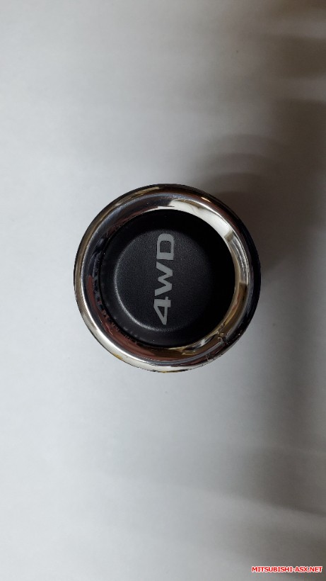 [Продам] Кнопка старт-стоп, кнопка 4WD, USB разъём - 20200926_193455.jpg