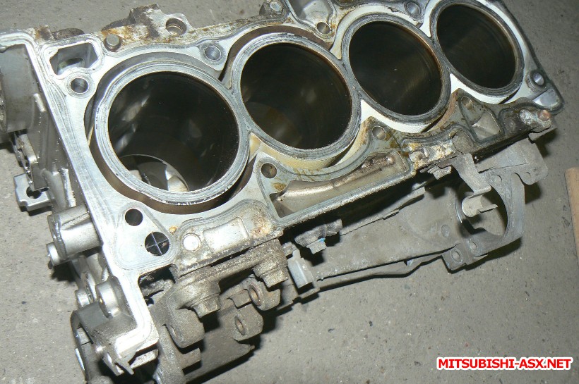 [Продам] Детали двигателя 1.8L 4B10 - 1050A785 блок цилиндров Mitsubishi двигатель 4B10 1.8L.JPG