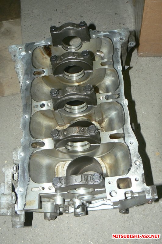 [Продам] Детали двигателя 1.8L 4B10 - 1050А785 блок цилиндров Мицубиши двигатель 4В10 1.8L 2.JPG