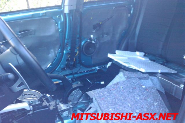 Шумоизоляция салона Mitsubishi ASX
