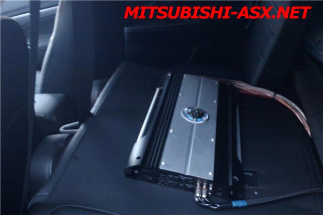 Усилитель в Mitsubishi ASX